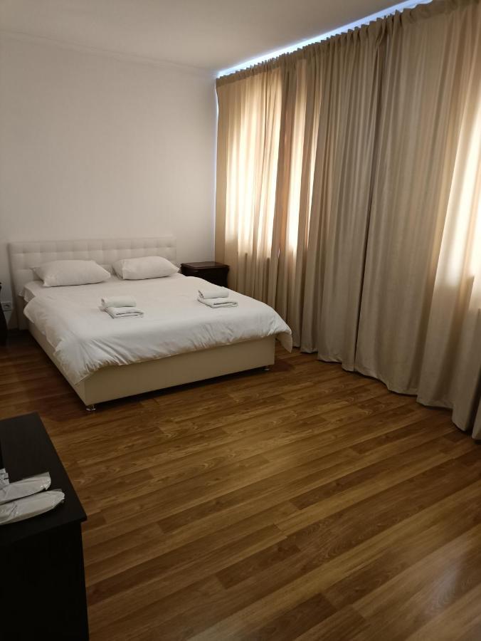 Hotel Mirage Czernowitz Exterior foto